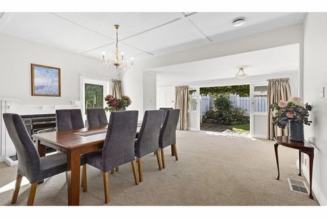 Photo of property in 20 Lucknow Terrace, Khandallah, Wellington, 6035