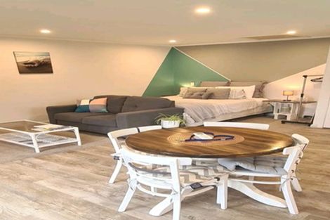 Photo of property in 11 Kirk Street, Otaki, 5512