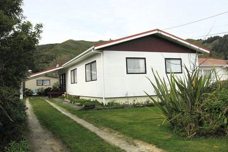 Photo of property in 60 Frederick Street, Wainuiomata, Lower Hutt, 5014