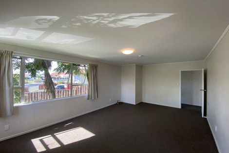 Photo of property in 21 Orly Avenue, Mangere, Auckland, 2022