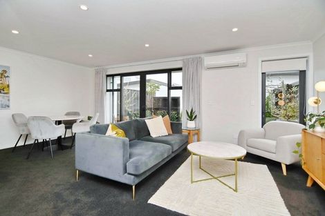 Photo of property in 15 Holmes Hanover Lane, Halswell, Christchurch, 8025