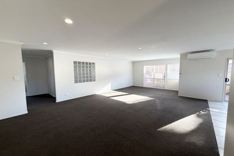 Photo of property in 27 Red Hibiscus Road, Stanmore Bay, Whangaparaoa, 0932