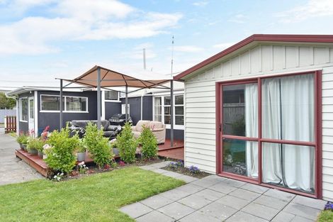 Photo of property in 72 Bamford Street, Woolston, Christchurch, 8023