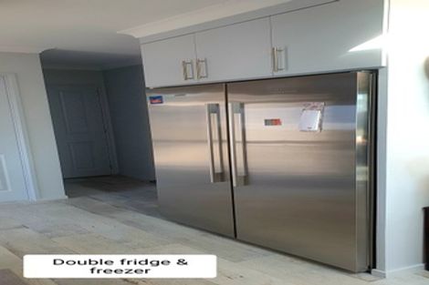 Photo of property in 107 Ryder Crescent, Levin, 5510