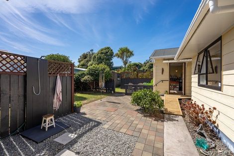 Photo of property in 20 Health Camp Road, Otaki Beach, Otaki, 5512