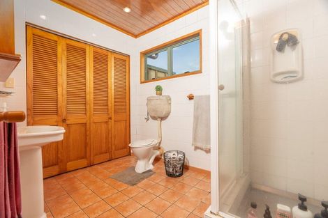 Photo of property in 132 Oakura Road, Oakura, Hikurangi, 0184