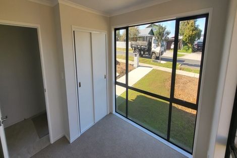 Photo of property in 49a Mclarin Road, Glenbrook, 2681