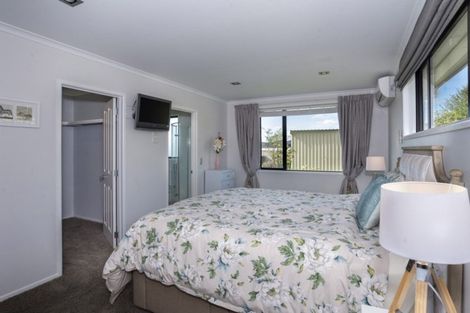 Photo of property in 58 Dillon Drive, Bell Block, New Plymouth, 4312