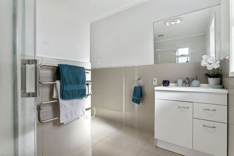 Photo of property in 70 Franklyne Road, Otara, Auckland, 2023