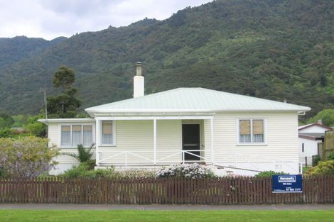 Photo of property in 54 Centennial Avenue, Te Aroha, 3320