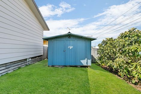 Photo of property in 27a Simpson Road, Papamoa Beach, Papamoa, 3118