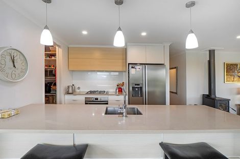 Photo of property in 9 Godley Place, Woodend, 7610