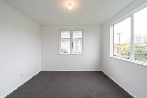 Photo of property in 2 Butler Place, Fairfield, Hamilton, 3214