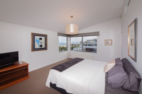 Photo of property in 24e Mandalay Terrace, Khandallah, Wellington, 6035