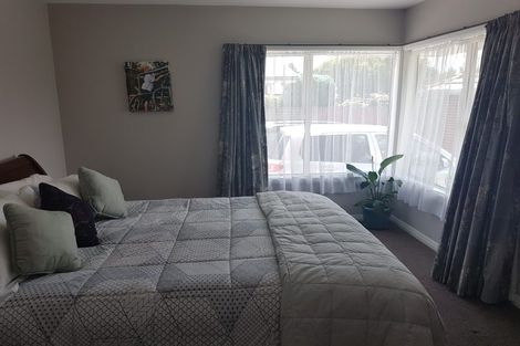 Photo of property in 2/10 Ryeland Avenue, Ilam, Christchurch, 8041