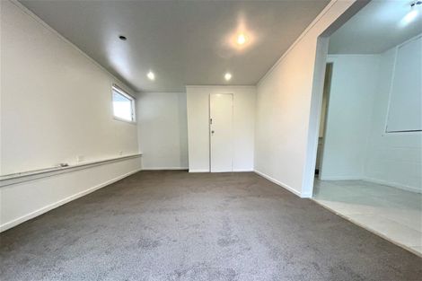 Photo of property in 1/70 Chartwell Avenue, Glenfield, Auckland, 0629
