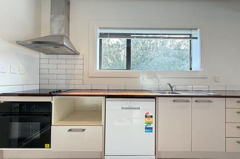 Photo of property in 8 Avon Street, Waterloo, Lower Hutt, 5011
