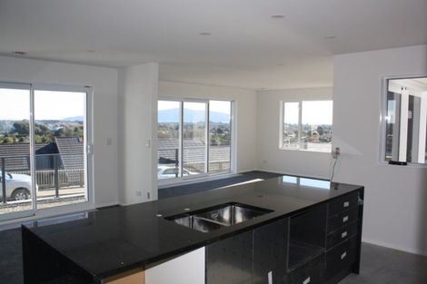 Photo of property in 103 Kakariki Grove, Waikanae, 5036