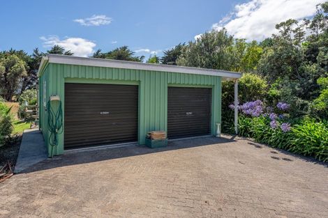 Photo of property in 69 Sims Road, Te Horo Beach, Otaki, 5581
