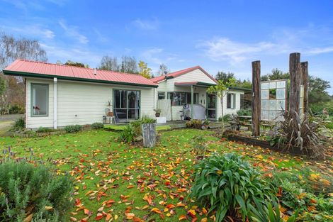 Photo of property in 99 Maungarangi Road, Paengaroa, 3189