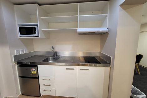 Photo of property in Empire Apartments, 1325/21 Whitaker Place, Grafton, Auckland, 1010