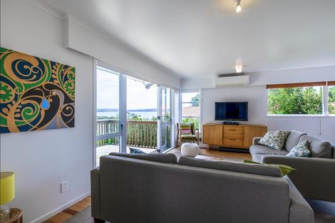 Photo of property in 40 Gill Avenue, Te Atatu Peninsula, Auckland, 0610