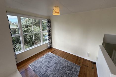 Photo of property in 24 Banks Street, Marfell, New Plymouth, 4310