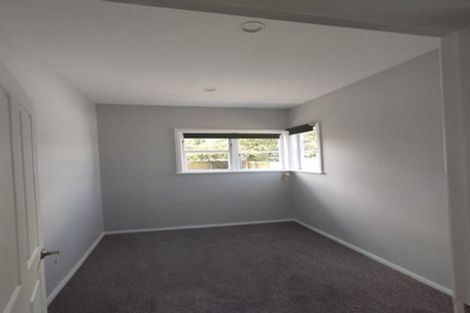 Photo of property in 114 Cambridge Terrace, Fairfield, Lower Hutt, 5011