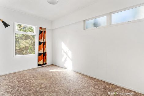 Photo of property in 12 Versailles Street, Karori, Wellington, 6012