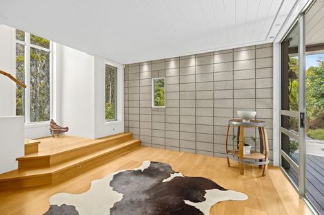 Photo of property in 28 Matheson Bush Road, Leigh, 0985