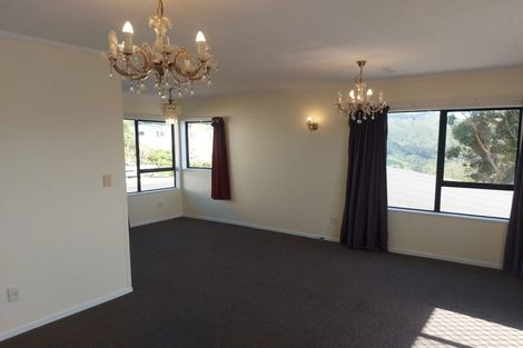 Photo of property in 23 Jasmine Grove, Maungaraki, Lower Hutt, 5010