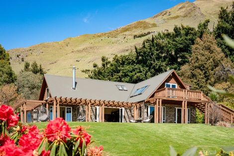 Photo of property in 56 Oak Lane, Wanaka, 9305