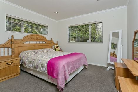 Photo of property in 11 Fendalton Place, Hatfields Beach, Orewa, 0931