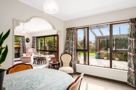 Photo of property in 8 Observatory Close, Whitby, Porirua, 5024