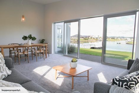 Photo of property in 6 Poaka Place, One Tree Point, 0118