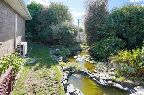 Photo of property in 8 Quebec Place, Wainoni, Christchurch, 8061