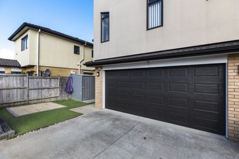 Photo of property in 33 Agapanthus Place, Flat Bush, Auckland, 2016