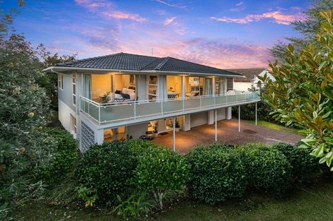 Photo of property in 4 Kerrymaria Place, Hillcrest, Auckland, 0627