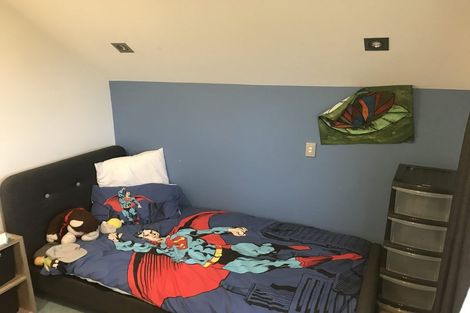 Photo of property in 2/842 East Coast Road, Oteha, Auckland, 0630