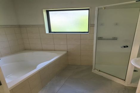 Photo of property in 8 Bretton Lane, Howick, Auckland, 2014