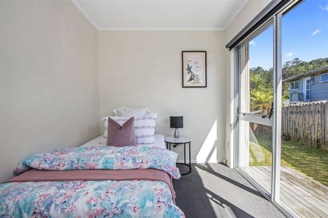 Photo of property in 118 Lynn Road, Bayview, Auckland, 0629