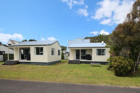 Photo of property in 231 Waimaire Avenue, Matarangi, Whitianga, 3592