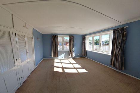 Photo of property in 96 Reynolds Street, Taita, Lower Hutt, 5011