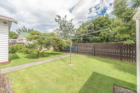 Photo of property in 10 Godwin Crescent, College Estate, Whanganui, 4500