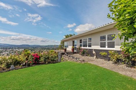 Photo of property in 29 Russell Crescent, Western Heights, Rotorua, 3015