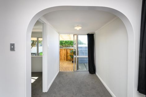 Photo of property in 33 Manchester Street, Takaro, Palmerston North, 4412