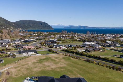 Photo of property in 6 Ribbonwood Lane, Kinloch, 3377