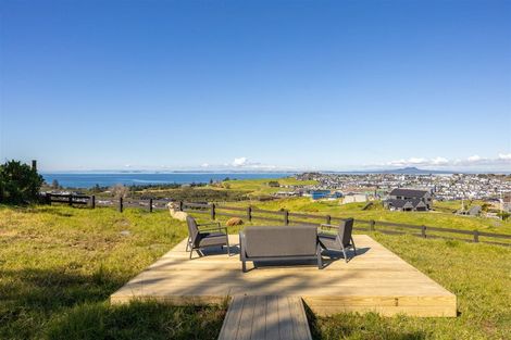 Photo of property in 3 Ridgelea Road, Long Bay, Albany, 0792