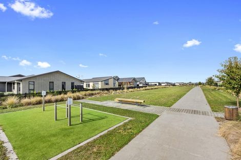 Photo of property in 13 Lavinias Way, Chartwell, Hamilton, 3210