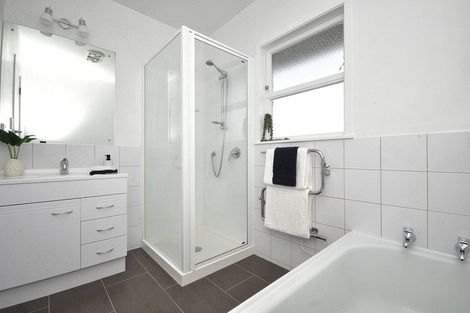 Photo of property in 2/59 Francis Street, Hauraki, Auckland, 0622